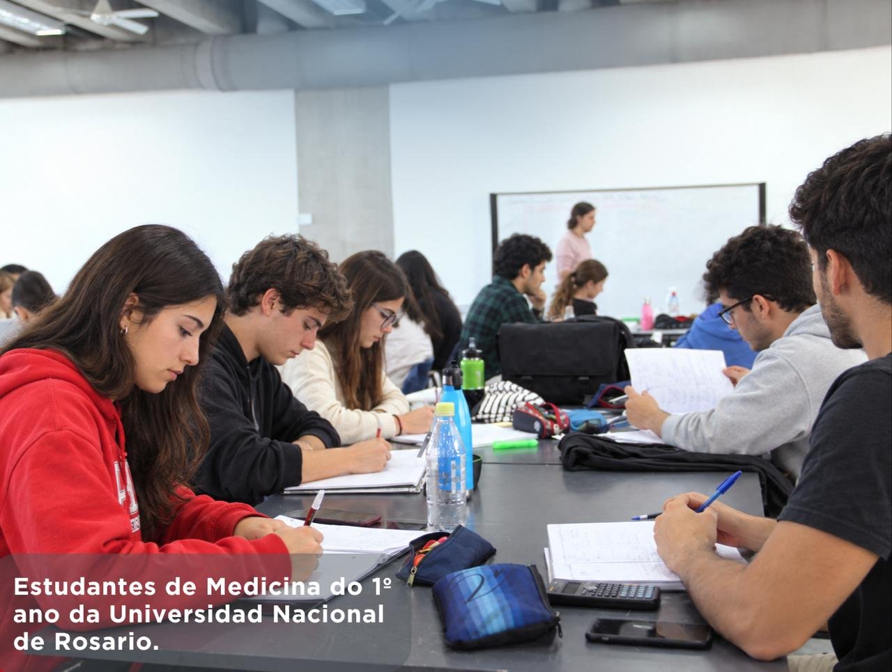 Estudantes de Medicina do 1º ano da Universidad Nacional de Rosario